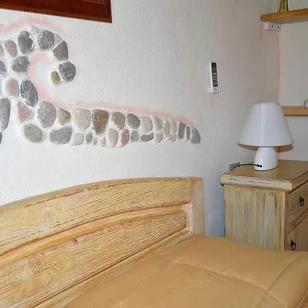 Hotell Valle Del Cedrino