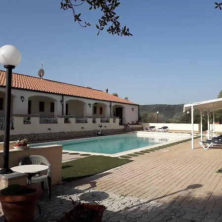 Hotel Valle Del Cedrino