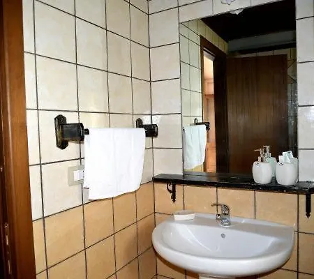 Hotel Valle Del Cedrino 2*