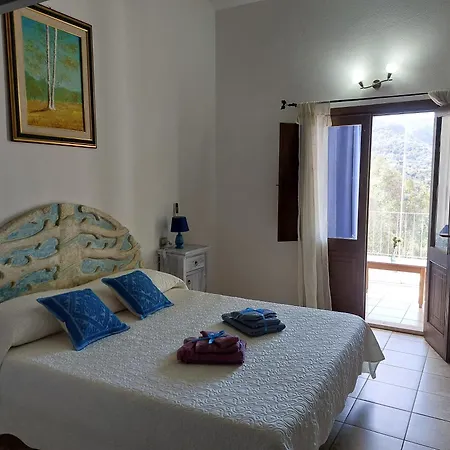 Valle Del Cedrino Hotel