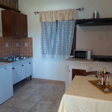 Valle Del Cedrino 호텔 2*