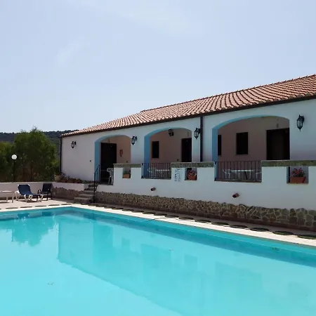 호텔 Valle Del Cedrino Galtellì