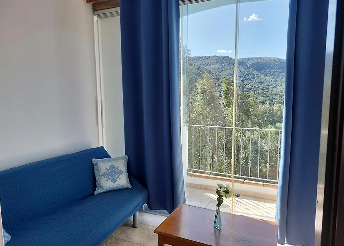 Szálloda Valle Del Cedrino