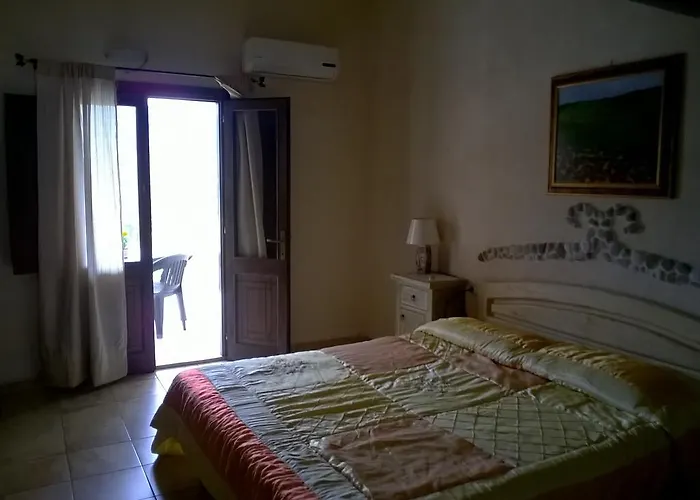 Szálloda Valle Del Cedrino